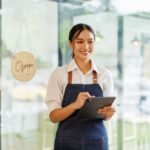 Lowongan Kerja Waiter/Waiterss